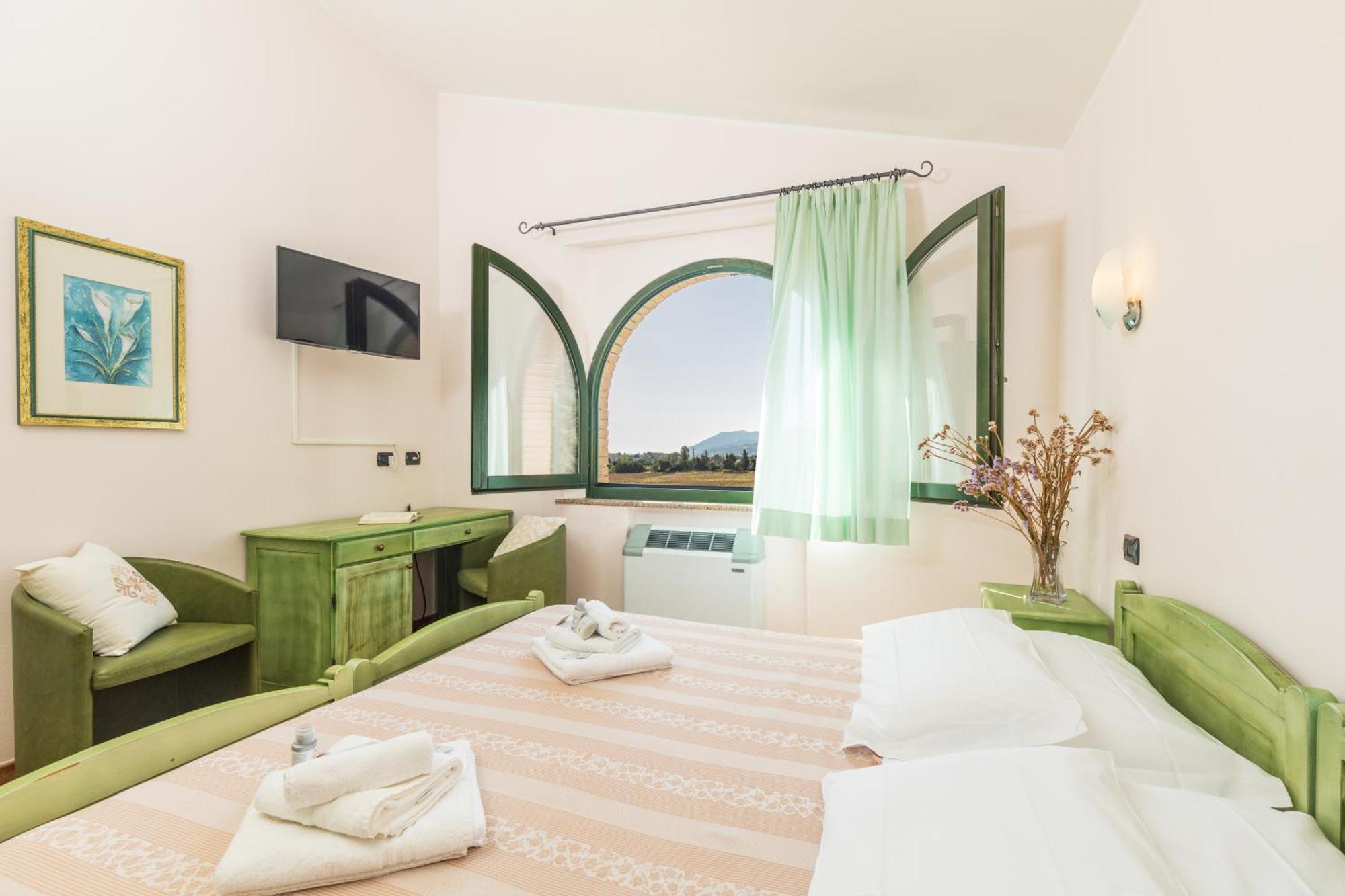 Hotel Janas Tertenìa Zewnętrze zdjęcie